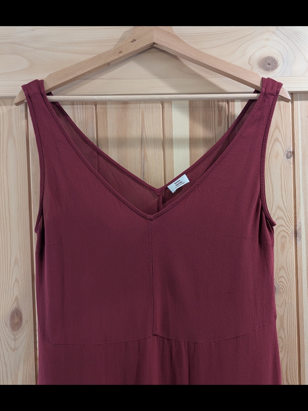 Little Moon V-Neck Midi Dress in Deep Wine - Picture 3 of 7